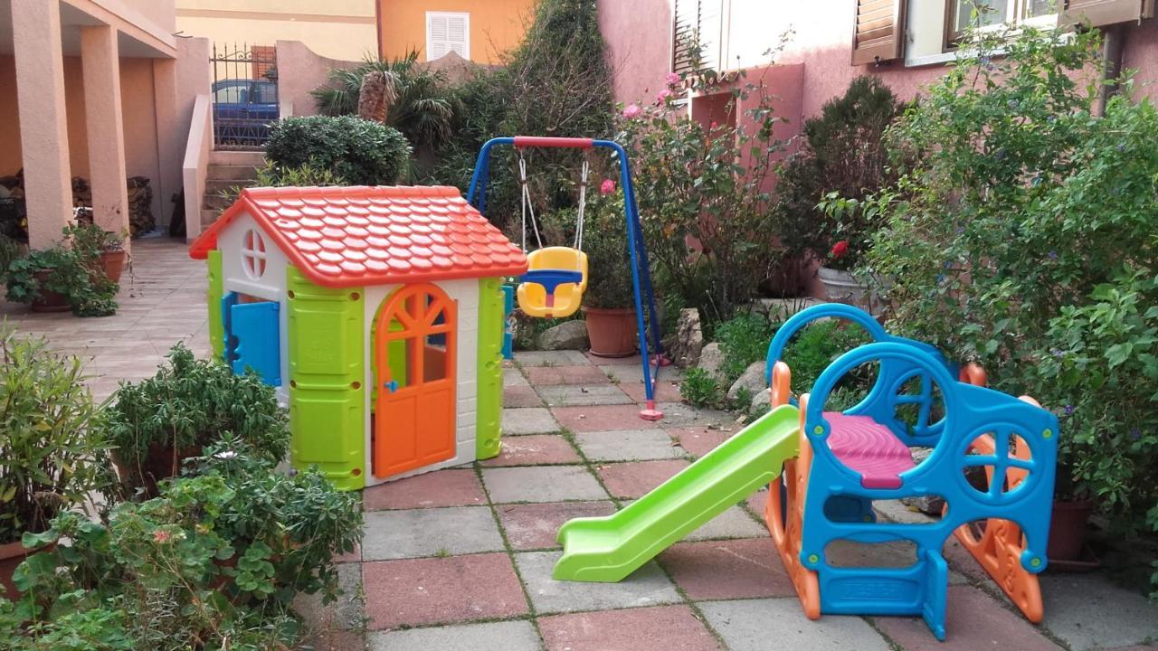 Corte Mannoni Porto Pozzo Eksteriør billede
