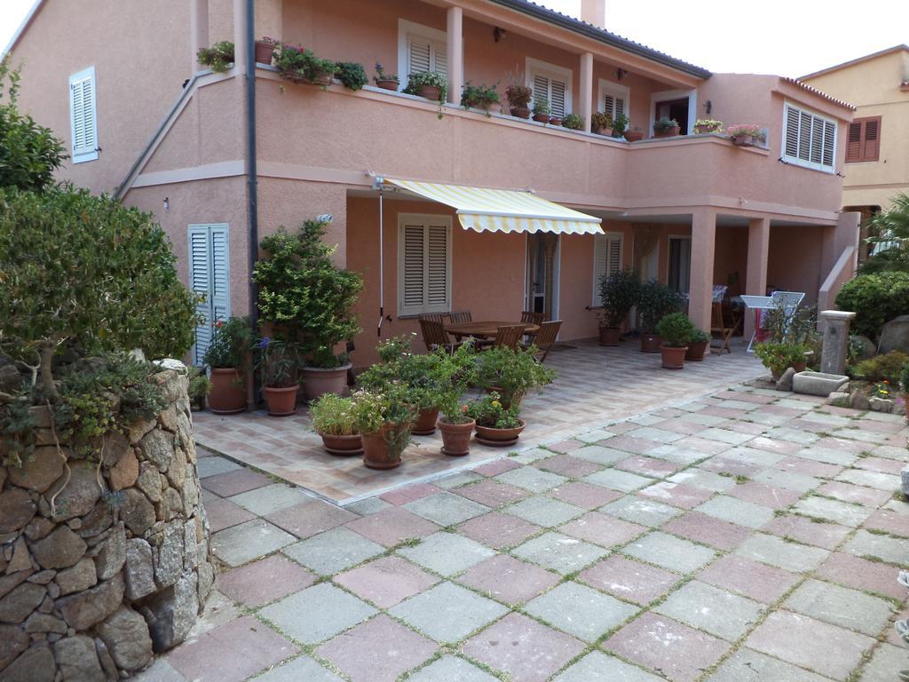 Corte Mannoni Porto Pozzo Eksteriør billede