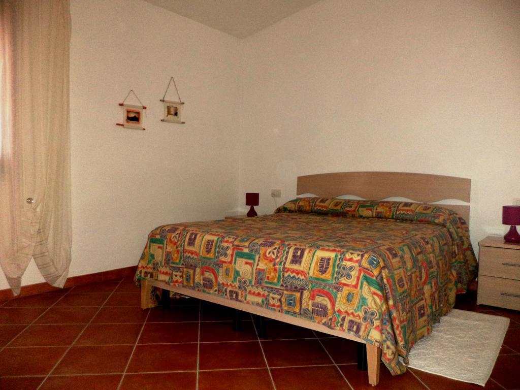 Corte Mannoni Porto Pozzo Eksteriør billede