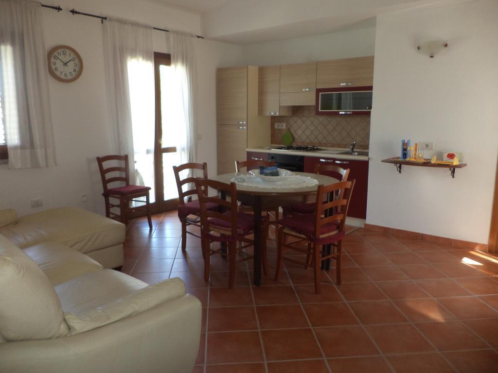 Corte Mannoni Porto Pozzo Eksteriør billede