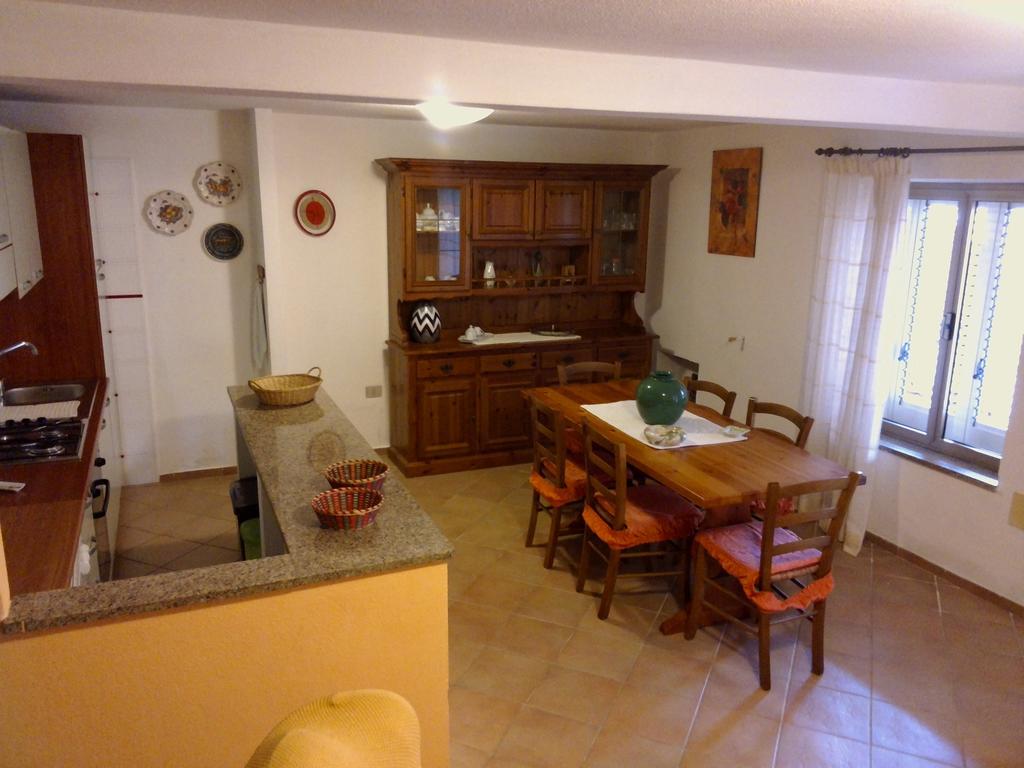 Corte Mannoni Porto Pozzo Eksteriør billede