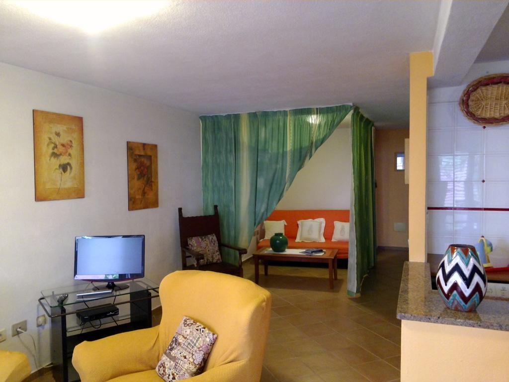 Corte Mannoni Porto Pozzo Eksteriør billede