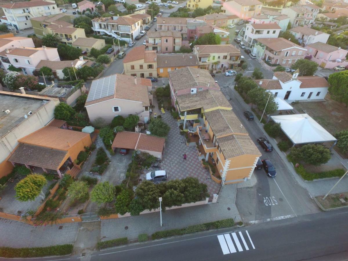 Corte Mannoni Porto Pozzo Eksteriør billede