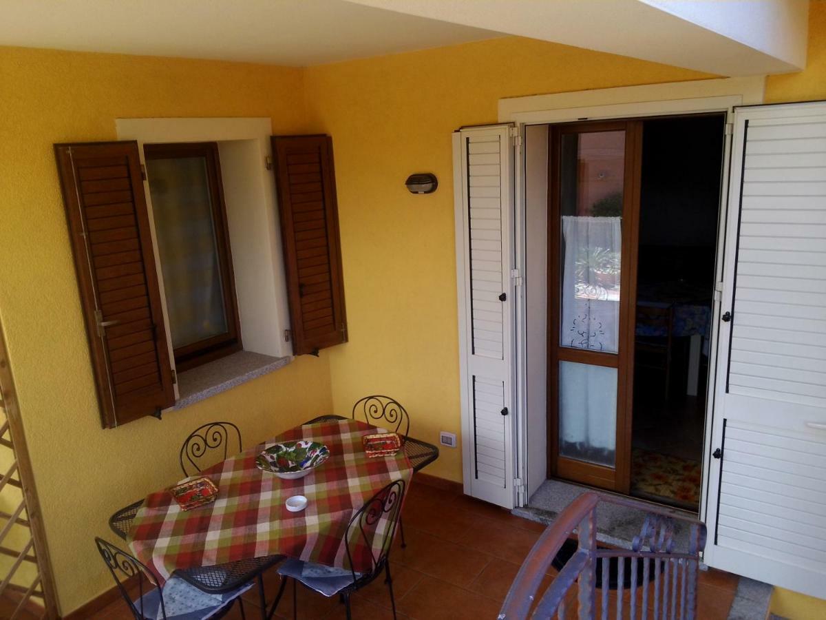 Corte Mannoni Porto Pozzo Eksteriør billede