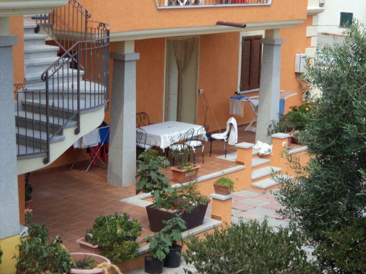 Corte Mannoni Porto Pozzo Eksteriør billede